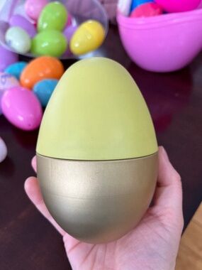 Metal Easter Egg - David’s Tea - EMPTY